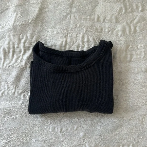 Hold Tight Short-Sleeve Shirt Black Top - Picture 8 of 8